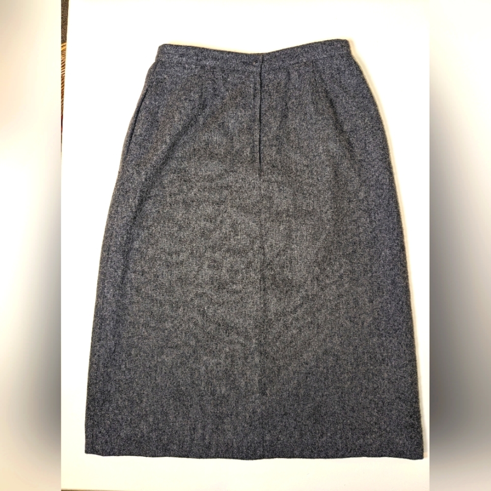 Wool academia midi skirt a-lined with pockets 28" waist